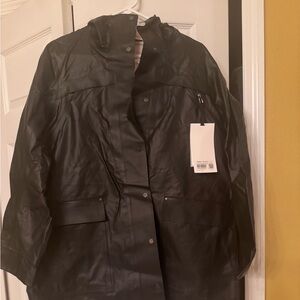 MWT Lululemon rain jacket